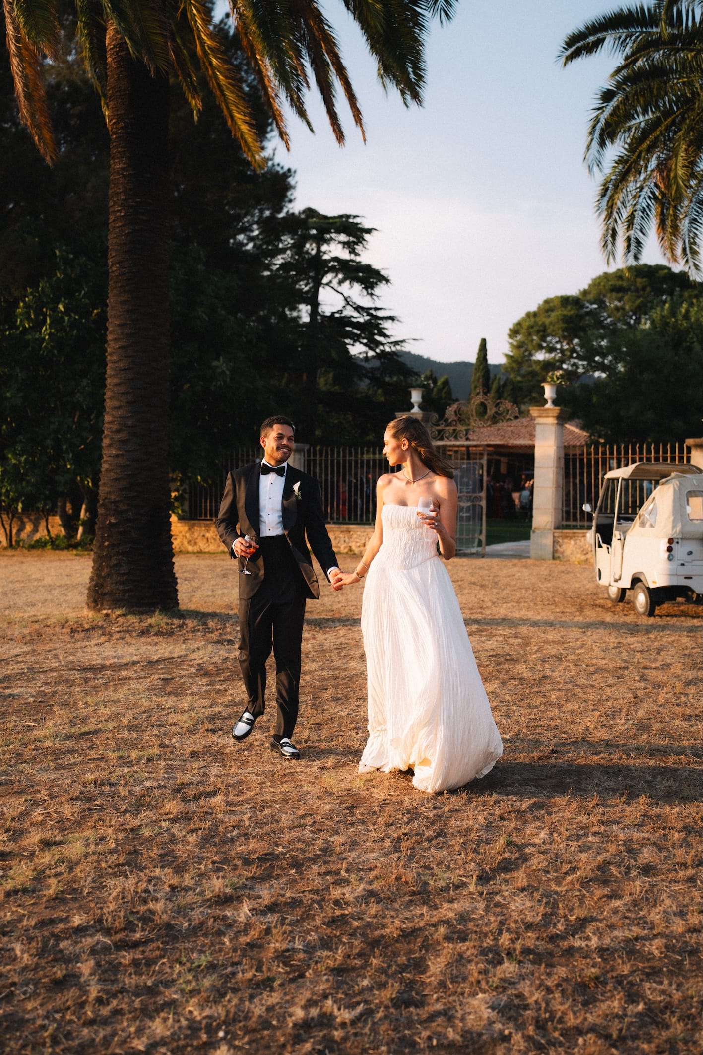 Séance de couple en Provence pour un mariage en Provence
